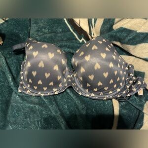 Victoria's Secret Navy Heart Print Bra